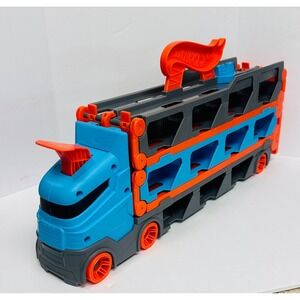 Mattel Hot Wheels Speedway Hauler GVG37 Convertible Storage Carrier/ 6 Ft Track